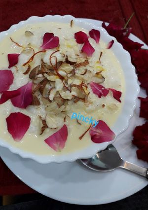 A picture of Phirni sweet dessert.