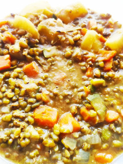 Una foto de Judías mungo con verduras