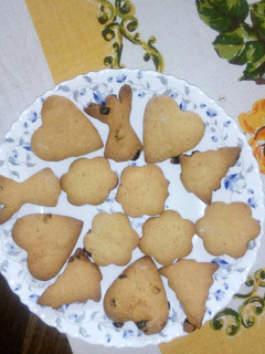 A picture of Raisin cookies.