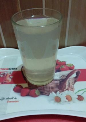 A picture of Shakanjbeen (Lemonade).