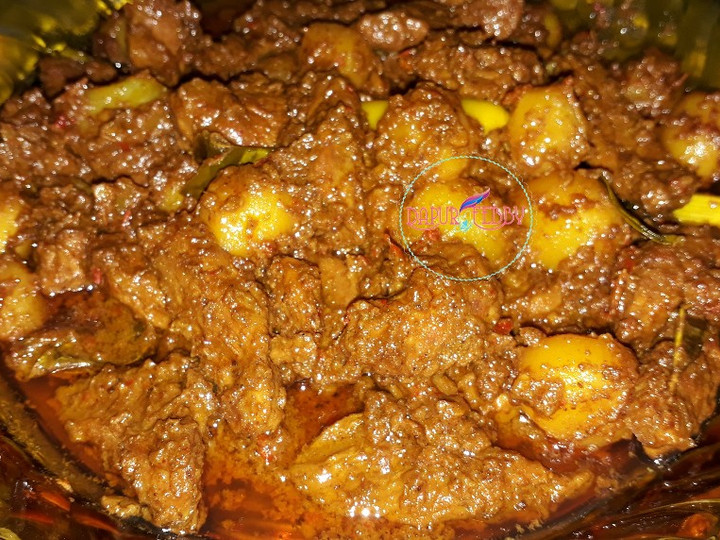 Ini dia! Resep bikin Rendang Sapi Porsi Mini + Kentang Mini 👍🏻😅 yang spesial