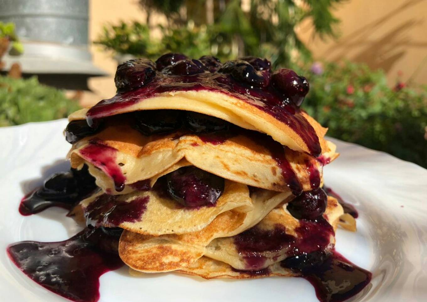 Tortitas de yogur con compota de arándanos