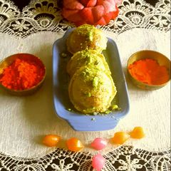 A picture of Baked and sugarfree Mawa Gujiya.