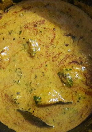 A picture of Punjabi dum aloo.