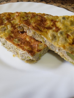 Una foto de Recetas de festes de la Magdalena 3. Tortilla de habas