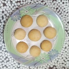 A picture of Coconut Cookies.
