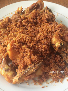 Foto resep Ayam Goreng Serundeng