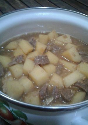 Foto resep Semur Daging + kentang sederhana