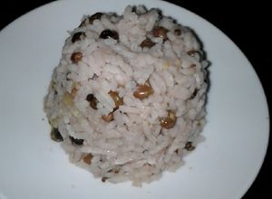 Una foto de Arroz con guandu de palo - al estilo panameño