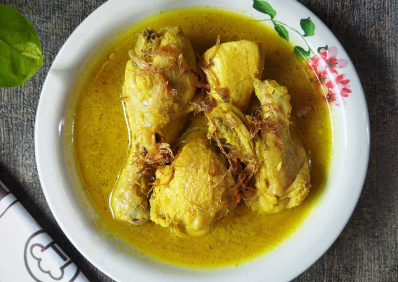 Opor Ayam Kuning