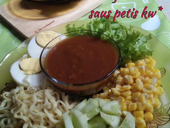 Cara Gampang Membuat Resep *rujak mie saus petis kw* yang Enak Banget Anti Ribet, Bikin Ngiler