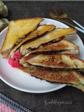 Langkah Gampang Menyiapkan Resep Roti Bakar Coklat Keju yang Uenak Anti Ribet, Bikin Ngiler