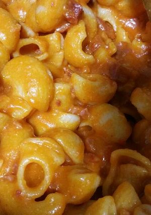 Foto principal de Caracolas con T.frito, Chorizo y Jamón