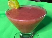 Una foto de cocteles de guayaba