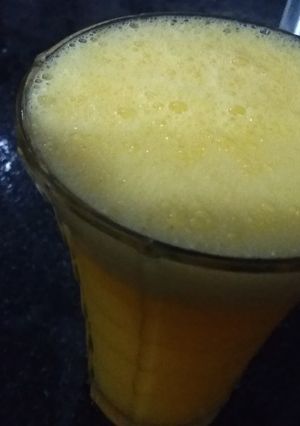 ઓરેન્જ મોકટેલ(Orange Mocktail Recipe In Gujarati) રેસીપી મુખ્ય ફોટો