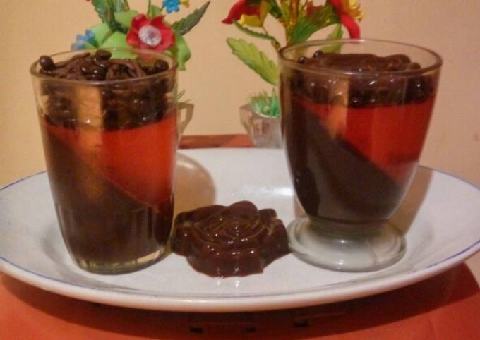 Cara Gampang Menyiapkan Choco stowberry silky puding yang Bikin Ngiler