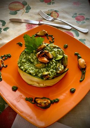 A picture of Rice with Zucchini Pesto and Mussels.