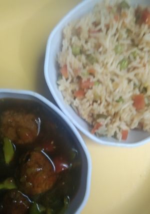 A picture of Veg Schezwan Fried Rice.