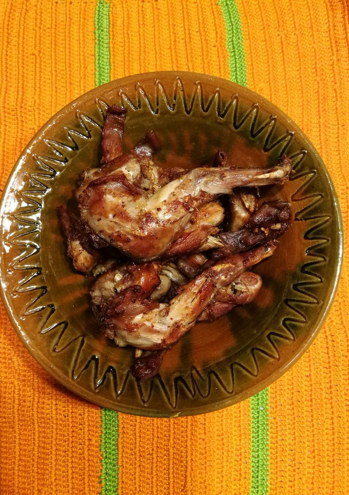 Una foto de Conejo (o pollo) al ajillo 🐇🧄