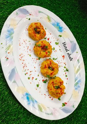 ખીચું (Khichu Recipe In Gujarati) રેસીપી મુખ્ય ફોટો