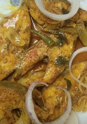 A picture of Steam Pomfret Fish With Mustard Seeds Paste.