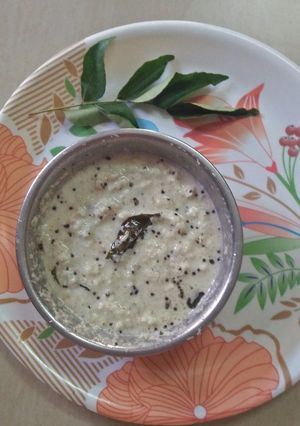 કોકોનેટ ચટણી (Coconut Chutney Recipe In Gujarati) રેસીપી મુખ્ય ફોટો
