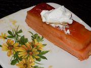 Una foto de postre de naranja con vainillas