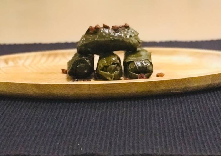 ورق العنب بدبس الرمان