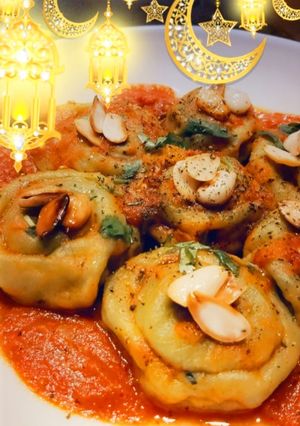 صورة لوصفة شيشبرك بالسبانخ باللبن وصلصة البندورة