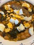 Guiso de Alubias Blancas en conserva, con Acelgas Rojas y Longanizas