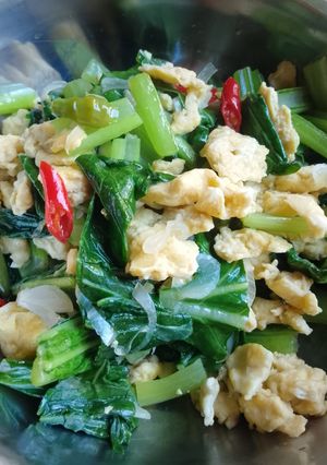 Foto resep Oseng telur sawi hijau