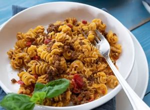 Foto de Massa com Carne Picada e Pimento