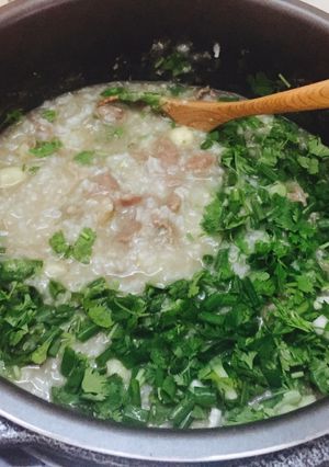 Hình của món Cháo bắp bò hạt sen ngon bổ.