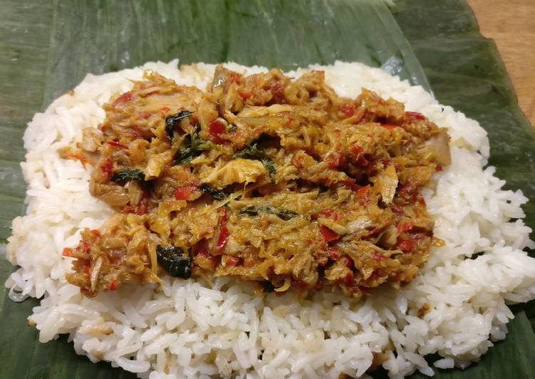 Nasi liwet bakar isi tuna