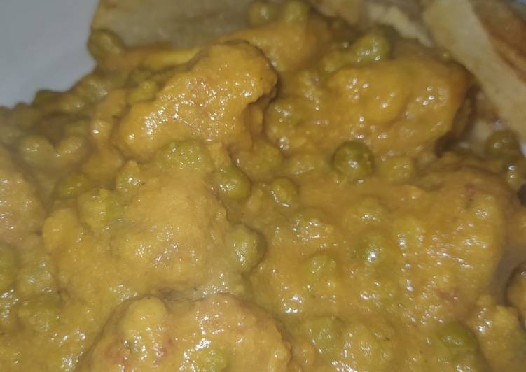 Albóndiga en salsa