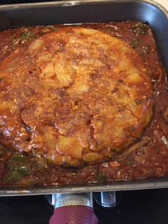 Una foto de Tortilla de patatas en salsa