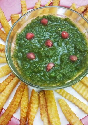 ধনে পাতার চাটনী। Coriander leaves Chutney রেসিপির প্রধান ছবি