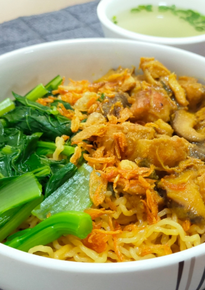 Foto resep Resep Mie Ayam Rumahan Ala Shebb's Kitchen