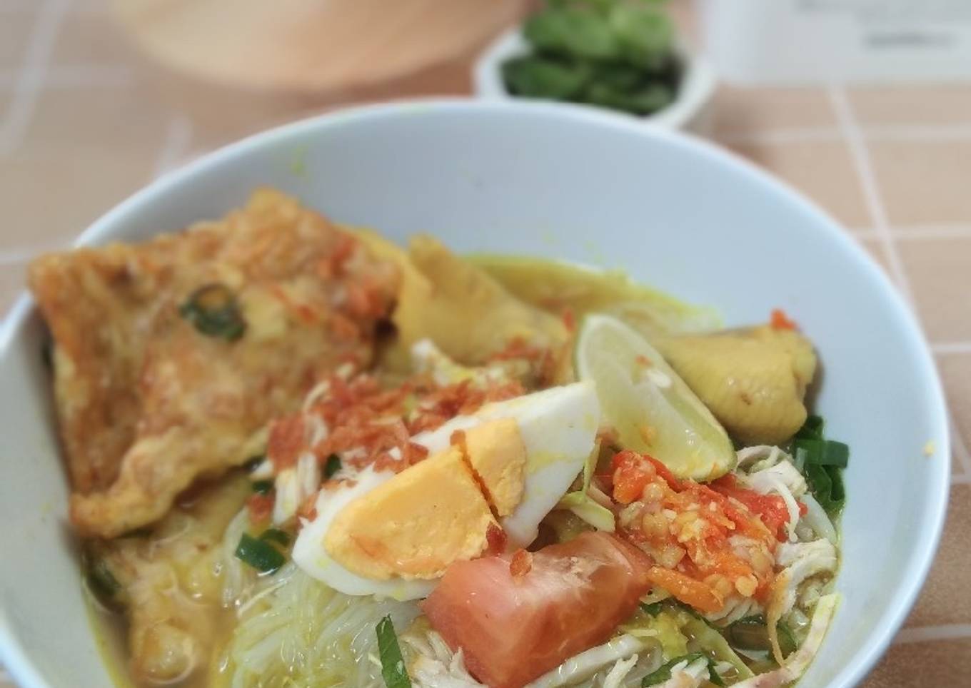 Soto Ayam Bumbu Kuning