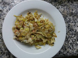 Puerros con salchichas a la carbonara