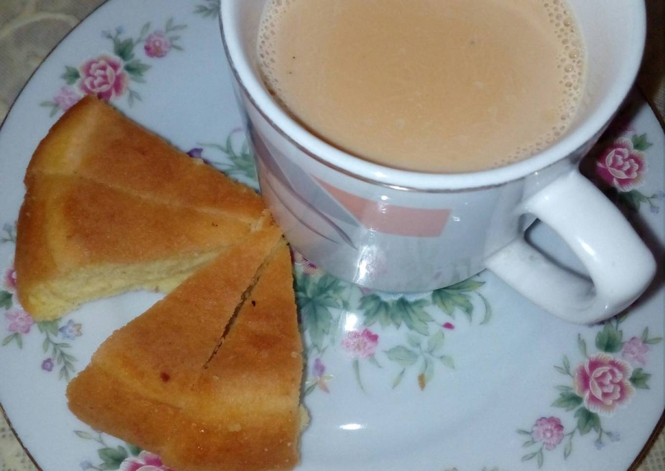 Tea time with tea cake