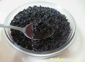 Hình của món Cơm Rượu Nếp Cẩm.