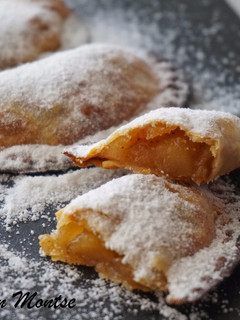 Una foto de Empanadillas rellenas de manzana