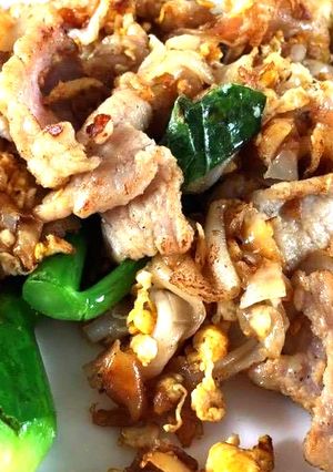 รูปของ ผัดซิอิ๊วหมู