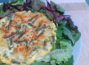 Foto di Frittata con fagiolini, patate, mozzarella e latte