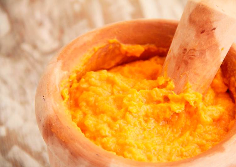 Mutabbal de calabaza. Puré de calabaza frío o templado