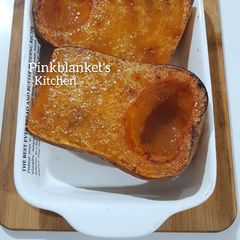A picture of Roasted whole Butternut Squash.