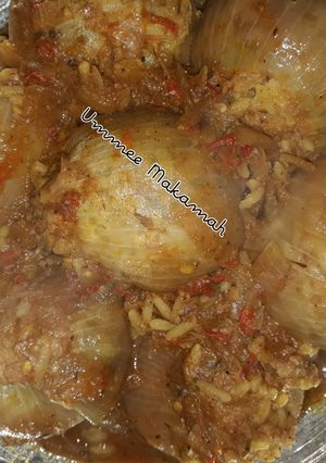 A picture of Stuffed Onions/Cabbage Rolls.