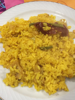 Una foto de Arroz con bacalao y garbanzos