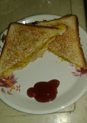 A picture of Aloo sandwich.